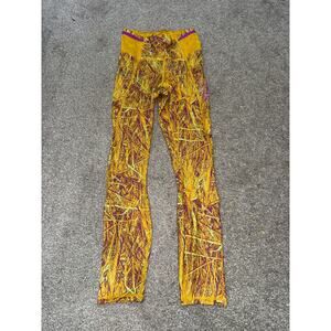 The North Face Trailwear QTM High Rise 7/8 Leggings Yellow Field Print Womens S